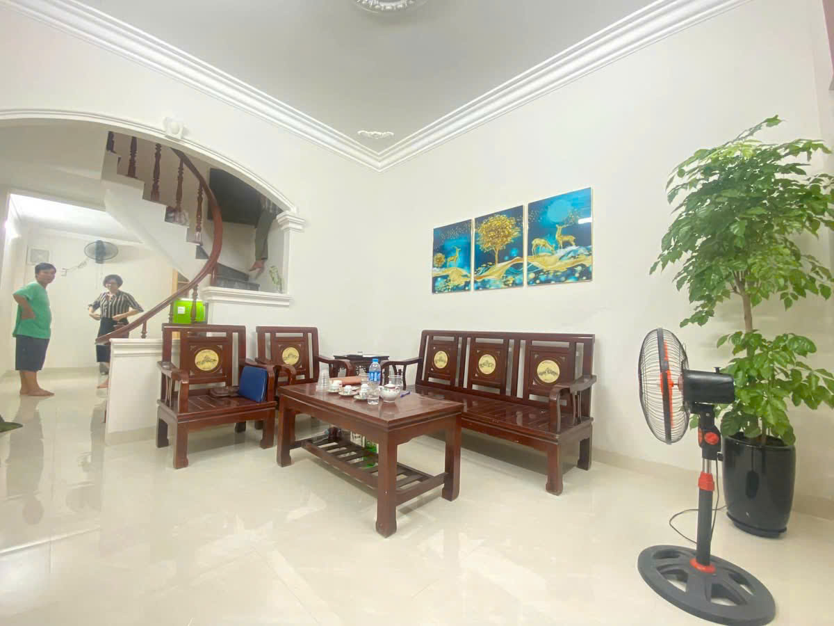 XUÂN THUỶ CẦU GIẤY MẶT ĐƯỜNG LỚN  - KINH DOANH VÔ ĐỐI - VỊ TRÍ TUYỆT ĐỈNH